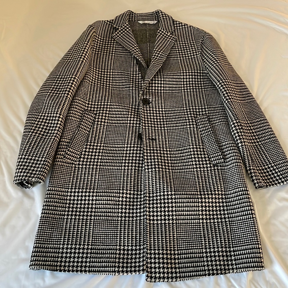 Houndstooth coat
